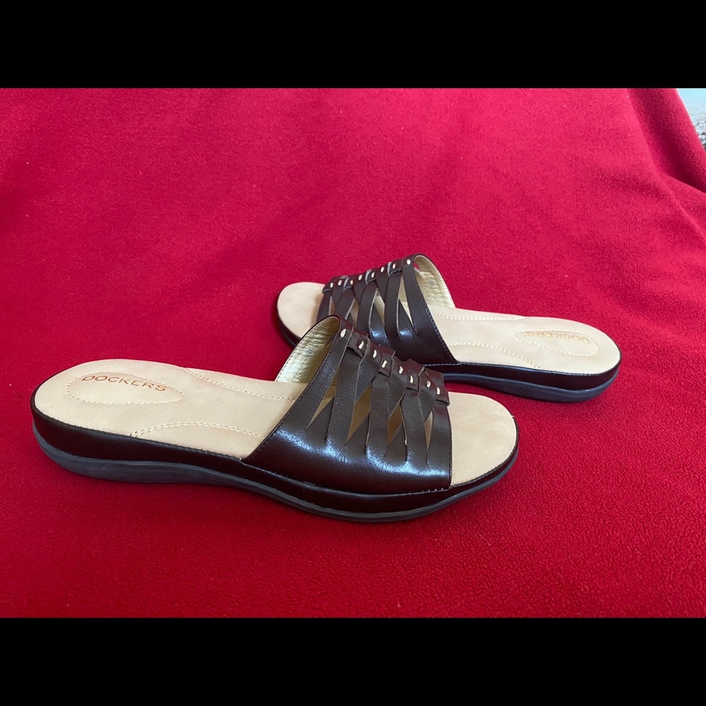 Dockers- slides